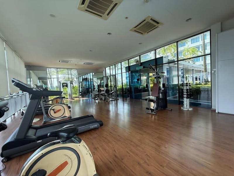 Service Residence for Rent at Sky Gardens Residences - Arif MS - Gym - PropertyGuru.com.my