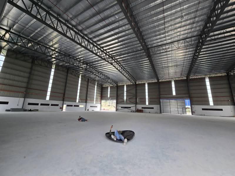 Warehouse for Rent in Batu Arang (Selangor) - Alex Lee - Interior - PropertyGuru.com.my