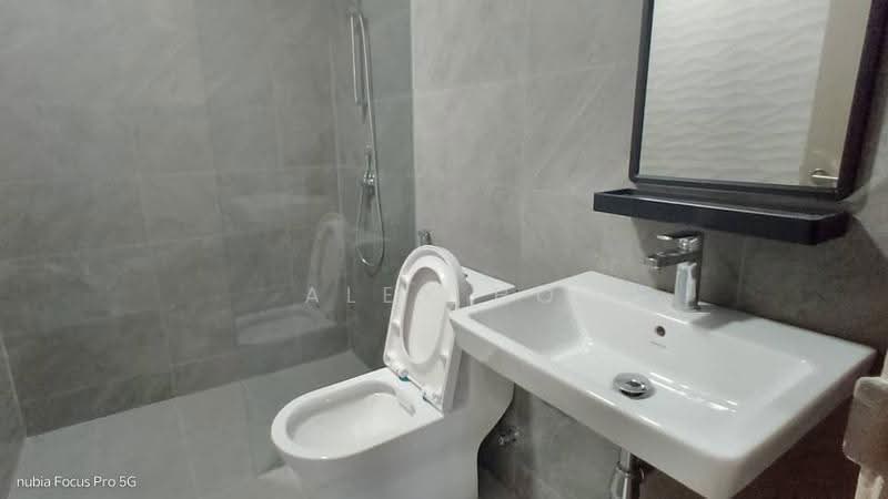 Service Residence for Rent at Quinn Residence - Alex Ho - Bathroom - PropertyGuru.com.my