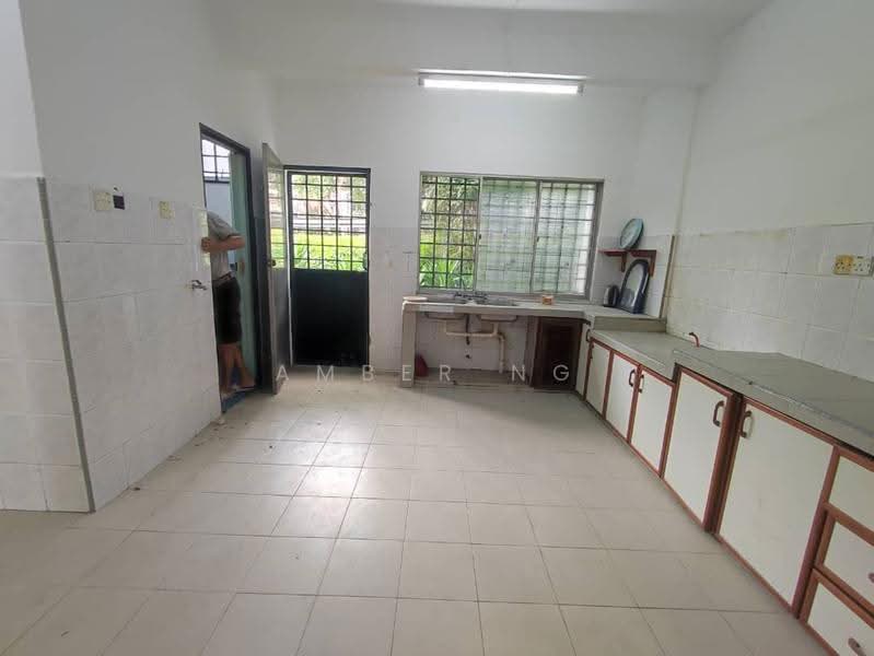 Rumah Teres 2-Tingkat untuk Dijual di Taman Sri Rampai (Wangsa Maju) - Amber Ng - Kitchen - PropertyGuru.com.my