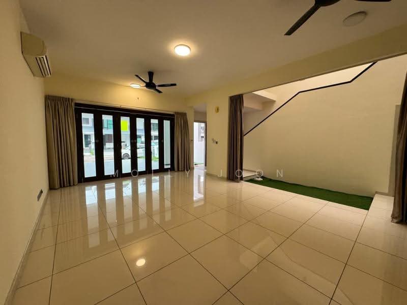 Rumah Teres untuk Dijual di Iskandar Puteri (Nusajaya) (Johor) - Molly Joon - Living Room - PropertyGuru.com.my