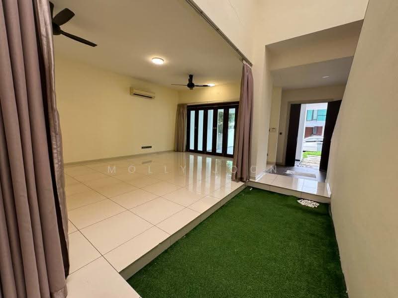 Rumah Teres untuk Dijual di Iskandar Puteri (Nusajaya) (Johor) - Molly Joon - Living Room - PropertyGuru.com.my