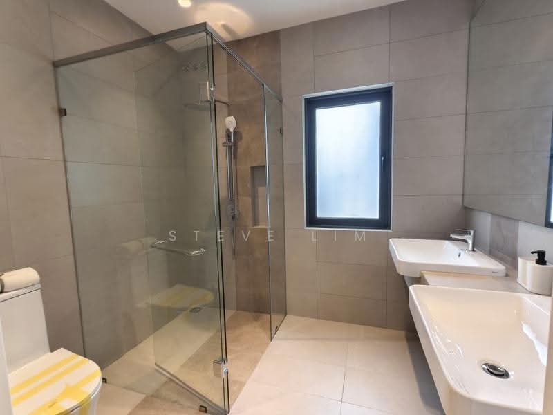 Rumah Kluster untuk Dijual di Sungai Buloh (Selangor) - Steve Lim - Master Bathroom - PropertyGuru.com.my