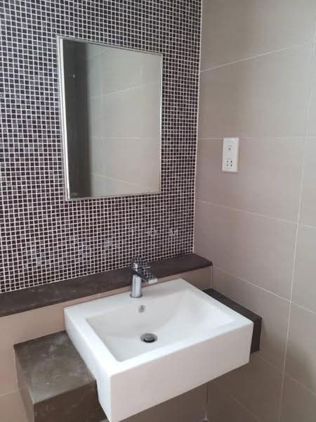 Service Residence for Rent at Nova Saujana - Tom Ting - Bathroom - PropertyGuru.com.my