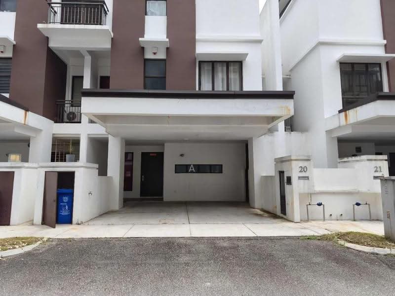 Townhouse for Sale in Shah Alam (Selangor) - A Chong - Exterior - PropertyGuru.com.my