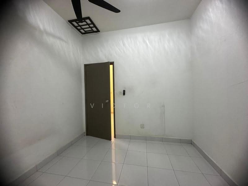 Rumah Teres 2-Tingkat untuk Dijual di Bandar Tiram (Ulu Tiram) - Victor Lim - PropertyGuru.com.my