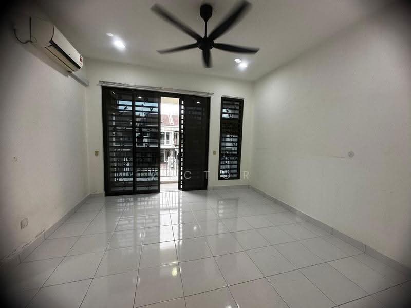 Rumah Teres 2-Tingkat untuk Dijual di Bandar Tiram (Ulu Tiram) - Victor Lim - PropertyGuru.com.my