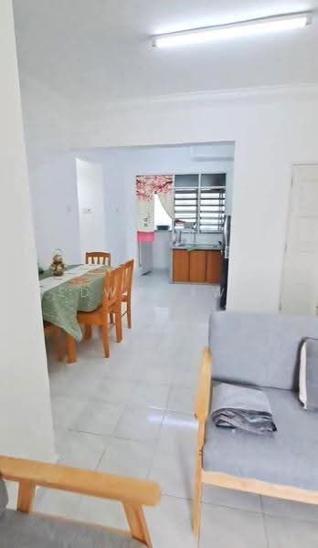 Apartment for Rent at Sinar Bukit Dumbar - Edwin Ewe - Dining Room - PropertyGuru.com.my