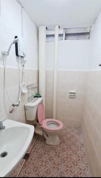 Apartment for Rent at Sinar Bukit Dumbar - Edwin Ewe - Bathroom - PropertyGuru.com.my