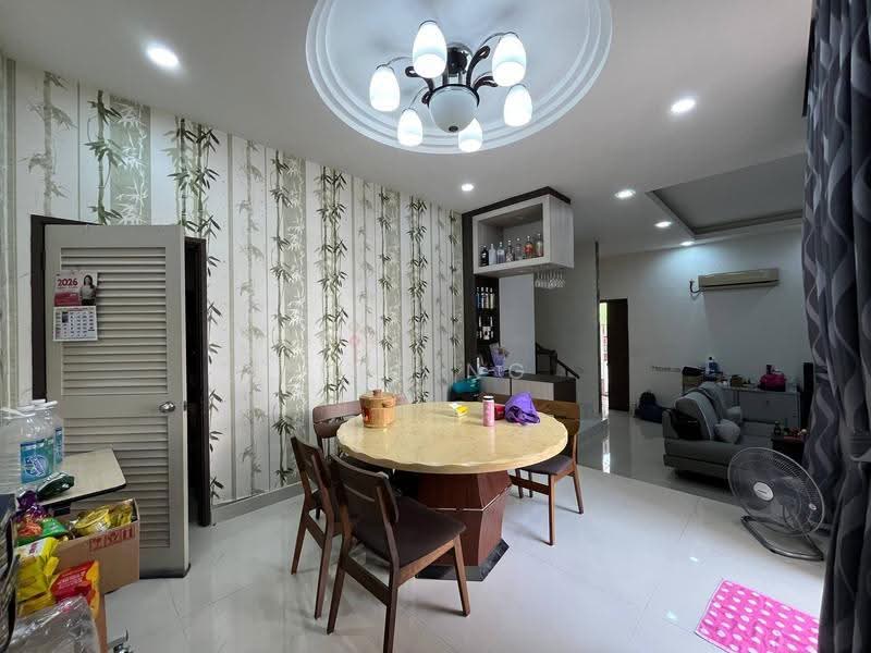 Rumah Kluster untuk Dijual di Skudai (Johor) - Bee Ng - Dining Room - PropertyGuru.com.my
