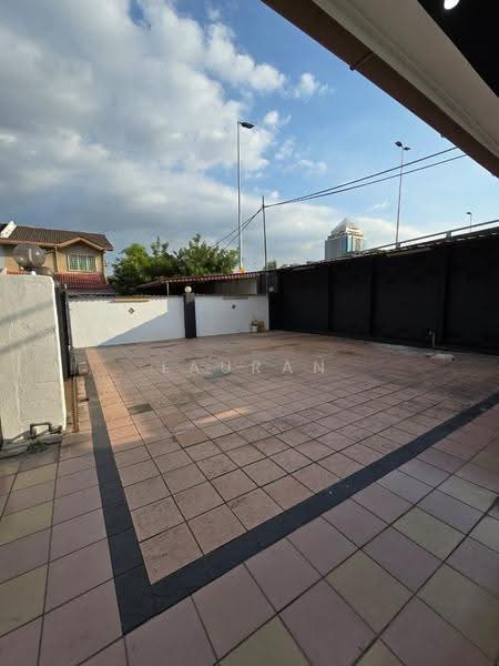 Rumah Teres 2-Tingkat untuk Disewa di Pjs 7 (Sunway) - Lauran Chuah - Exterior - PropertyGuru.com.my