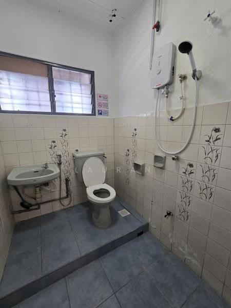Rumah Teres 2-Tingkat untuk Disewa di Pjs 7 (Sunway) - Lauran Chuah - Bathroom - PropertyGuru.com.my