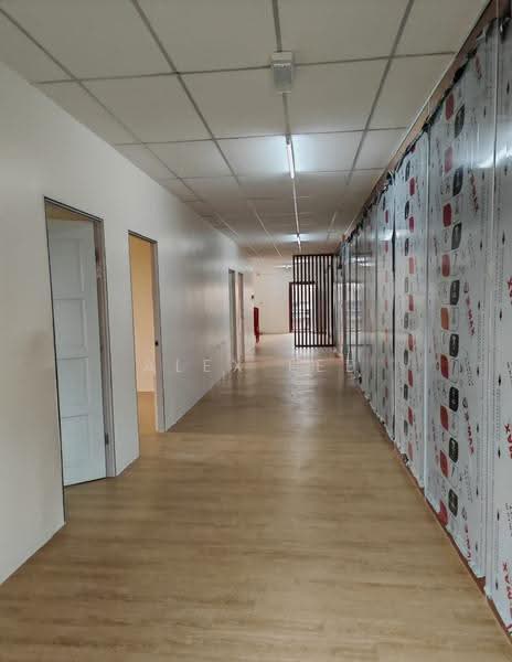 Gudang untuk Disewa di Puchong (Selangor) - Alex Lee - Corridor - PropertyGuru.com.my