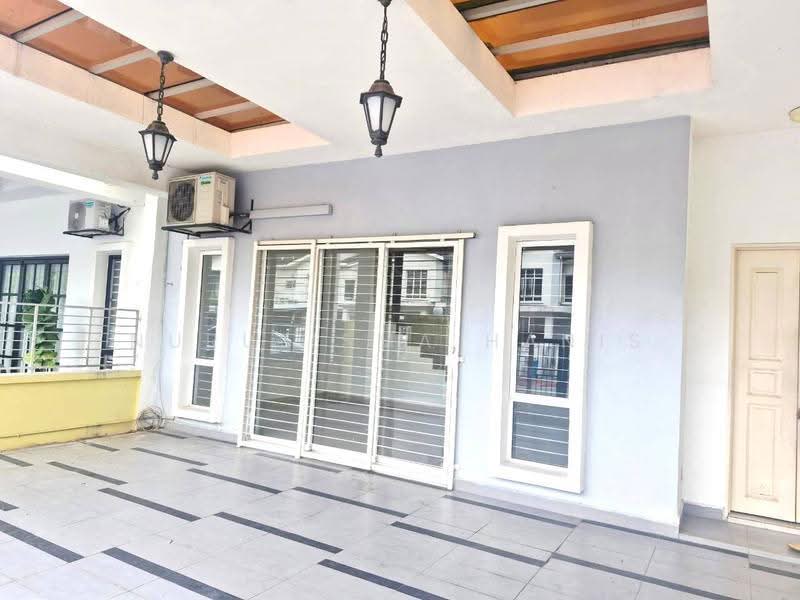 Rumah Berkembar untuk Dijual di D'Kayangan (Shah Alam) - NURULISMA HANIS - Exterior - PropertyGuru.com.my