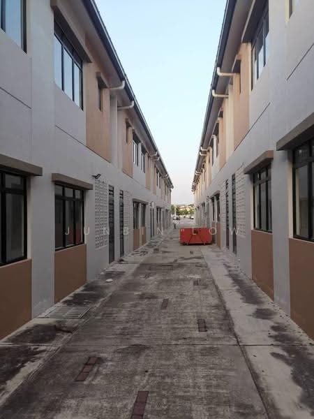 2-storey Terraced House for Sale in 16 Sierra (Puchong) - Junbin Low - Exterior - PropertyGuru.com.my