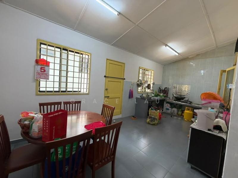 Rumah Teres 2-Tingkat untuk Dijual di Taman Tasek (Johor Bahru) - Grace Lau - Kitchen - PropertyGuru.com.my