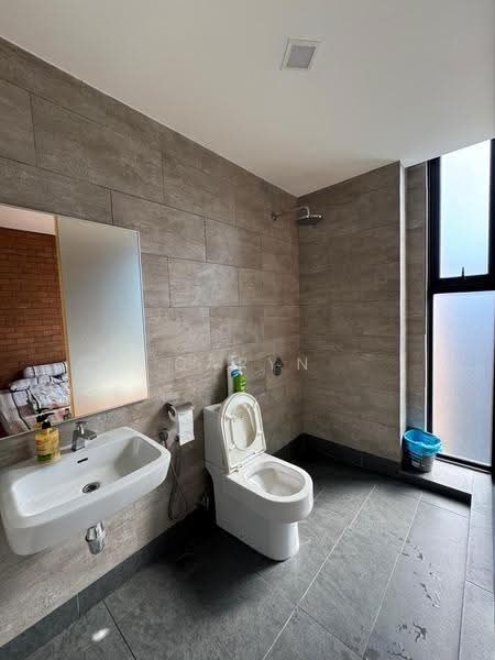 Rumah Berkembar untuk Disewa di Kangkar Pulai (Skudai) - Caryn Ter - Bathroom - PropertyGuru.com.my