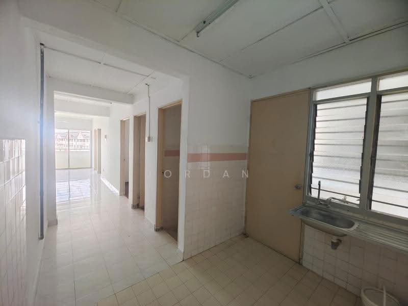 Apartment for Sale at Kota Laksamana Utama - Jordan Lee - Corridor - PropertyGuru.com.my