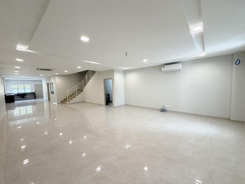 Terraced House for Sale in Bandar Baru Sri Petaling (Sri Petaling) - CK Yee - Living Room - PropertyGuru.com.my