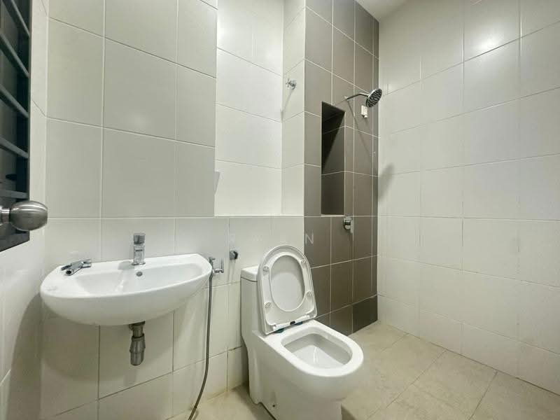 2-storey Terraced House for Sale in Setia Alam (Selangor) - Ryan Soo - Bathroom - PropertyGuru.com.my