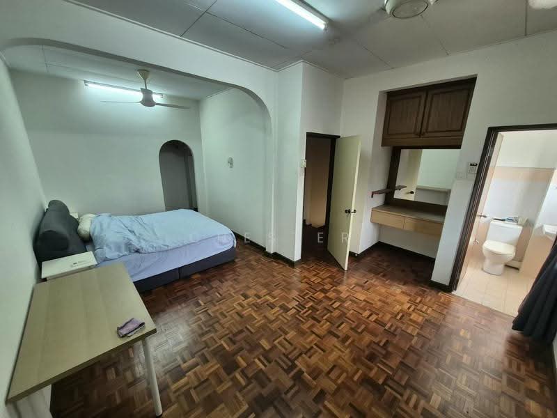 Rumah Teres untuk Dijual di Usj 12 (Subang Jaya) - Chester Cheng - Bedroom - PropertyGuru.com.my
