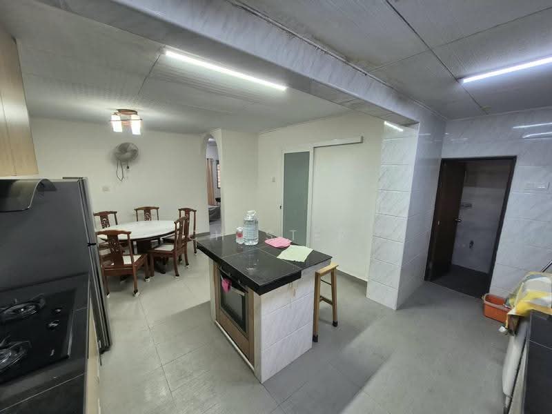 Rumah Teres untuk Dijual di Usj 12 (Subang Jaya) - Chester Cheng - Kitchen - PropertyGuru.com.my