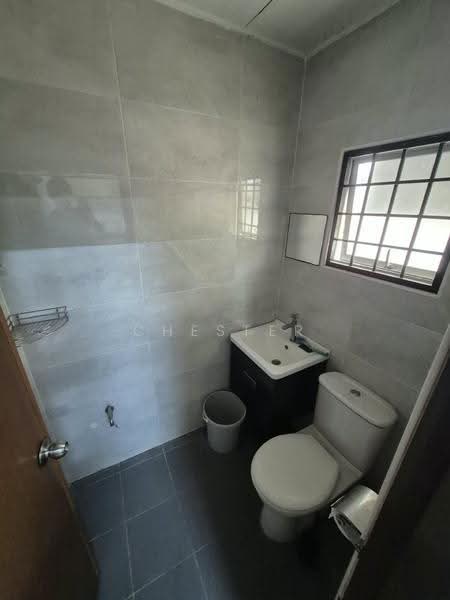 Rumah Teres untuk Dijual di Usj 12 (Subang Jaya) - Chester Cheng - Bathroom - PropertyGuru.com.my