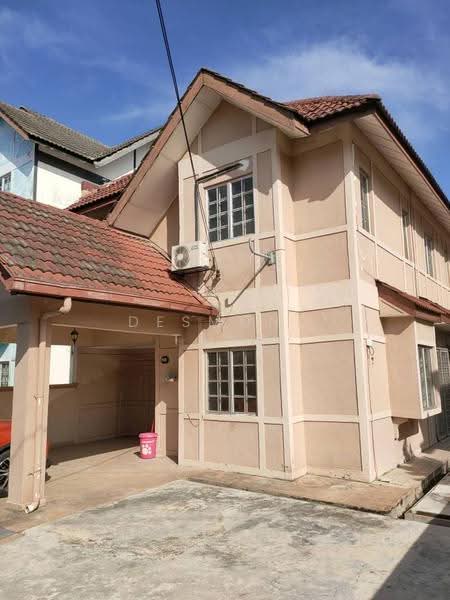 Semi-Detached House for Sale in Bandar Country Homes (Rawang) - Desmond Tang - Exterior - PropertyGuru.com.my