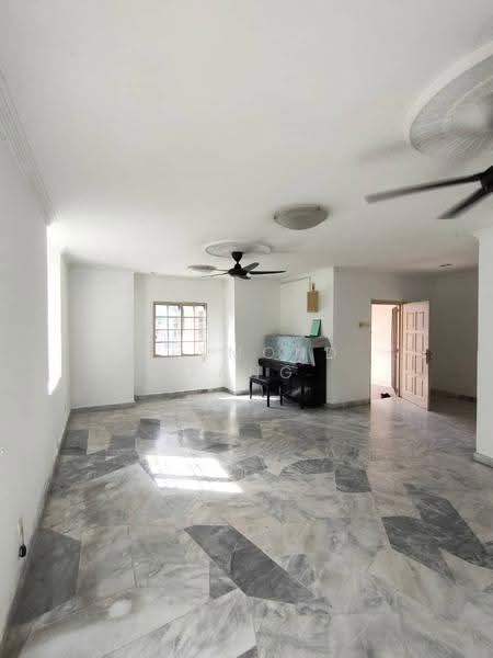 Semi-Detached House for Sale in Bandar Country Homes (Rawang) - Desmond Tang - PropertyGuru.com.my