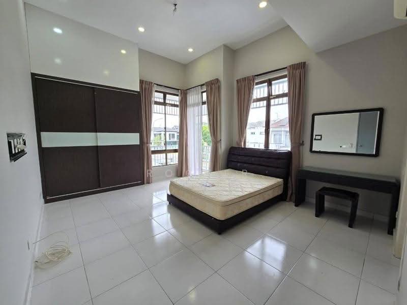 Rumah Kluster untuk Dijual di Setia Tropika (Johor Bahru) - Rocker Lim - PropertyGuru.com.my