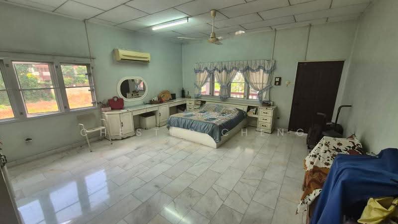 Bungalow House for Sale in Taman Sri Andalas (Klang) - Chester Cheng - Bedroom - PropertyGuru.com.my