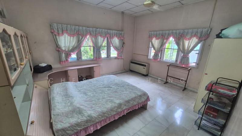 Bungalow House for Sale in Taman Sri Andalas (Klang) - Chester Cheng - Bedroom - PropertyGuru.com.my