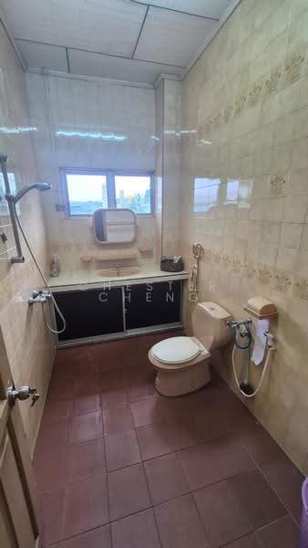 Bungalow House for Sale in Taman Sri Andalas (Klang) - Chester Cheng - Bathroom - PropertyGuru.com.my