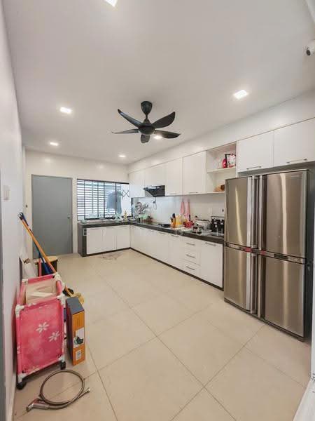 2.5-storey Terraced House for Sale in Taman Putra Impiana (Puchong) - Evan Goh - Kitchen - PropertyGuru.com.my
