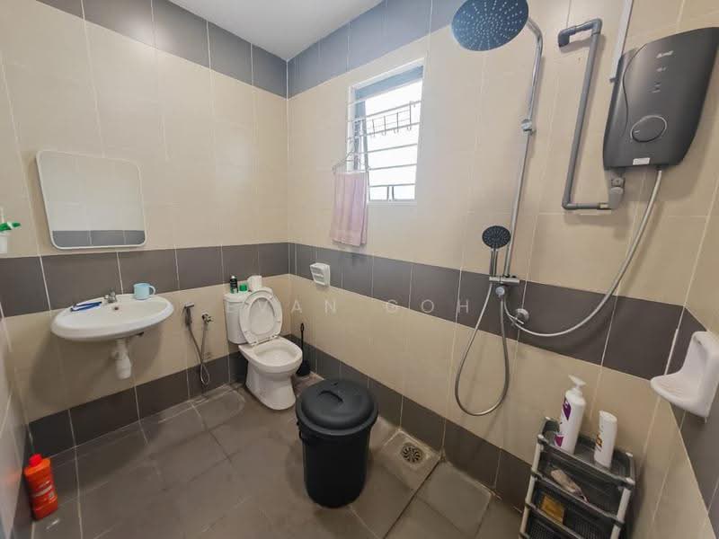 2.5-storey Terraced House for Sale in Taman Putra Impiana (Puchong) - Evan Goh - Bathroom - PropertyGuru.com.my