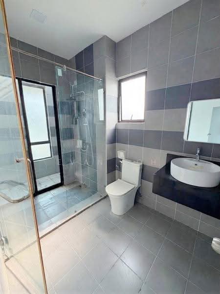 2.5-storey Terraced House for Sale in Taman Putra Impiana (Puchong) - Evan Goh - Bathroom - PropertyGuru.com.my