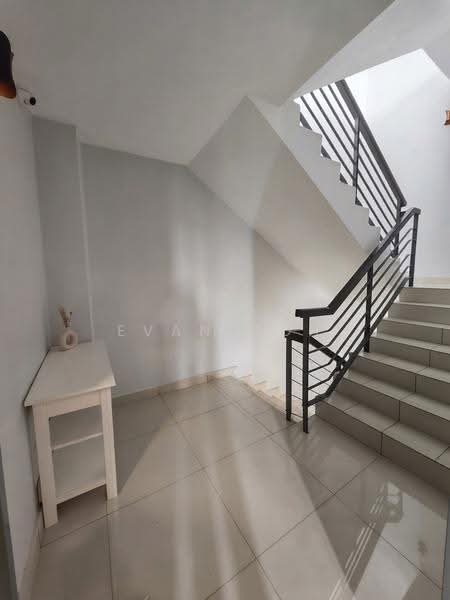 2.5-storey Terraced House for Sale in Taman Putra Impiana (Puchong) - Evan Goh - Interior - PropertyGuru.com.my