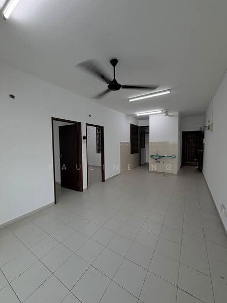 Pangsapuri untuk Dijual di Lake View Suites - Pauline Ng - Interior - PropertyGuru.com.my