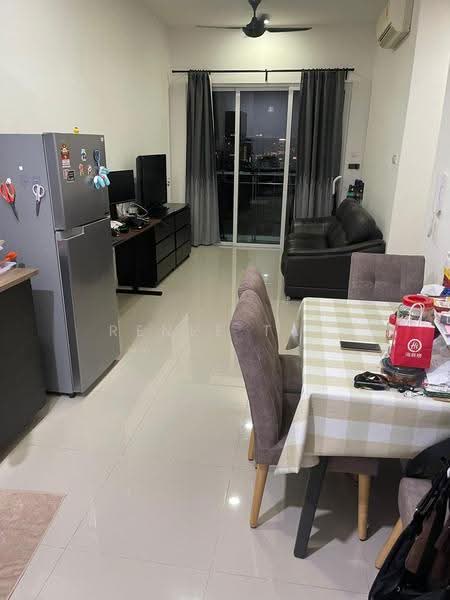 Kediaman Servis untuk Dijual di Desa Green - Renee Tan - Living Room - PropertyGuru.com.my