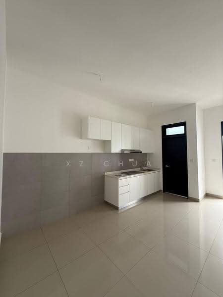 Kediaman Servis untuk Dijual di Meldrum Heights (Residensi Meldrum) - XZ CHUA - Kitchen - PropertyGuru.com.my