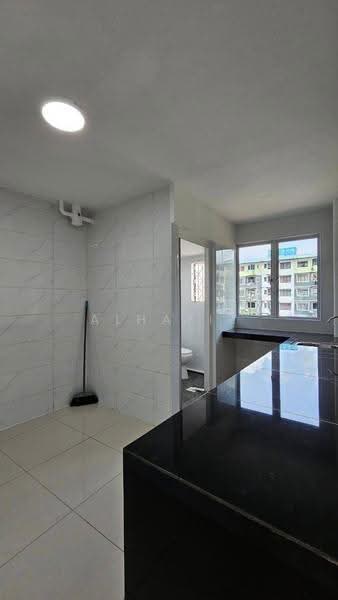 Flat for Sale at Taman Cempaka - ALHAFIZ AZIS - Kitchen - PropertyGuru.com.my