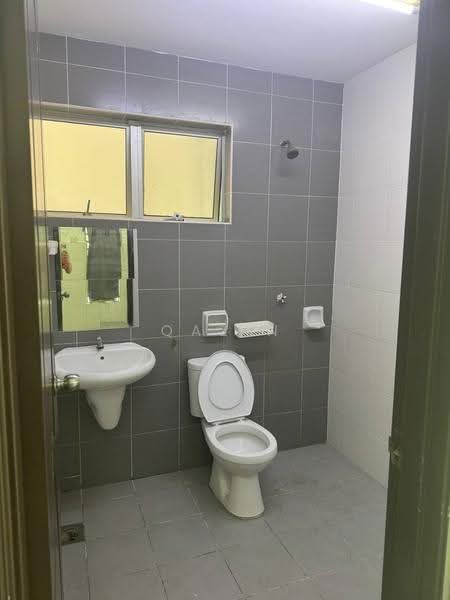 2-storey Terraced House for Rent in Bandar Baru Sri Klebang (Chemor) - Qazin Khoo - Bathroom - PropertyGuru.com.my