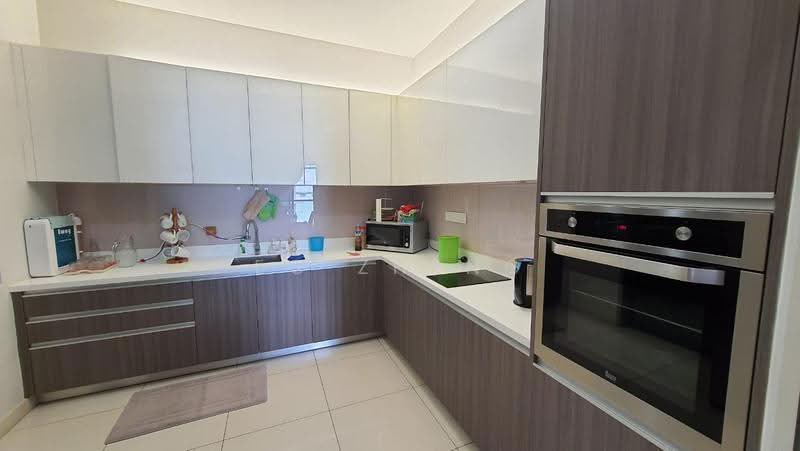 Kondominium untuk Dijual di The LIGHT COLLECTION II - EC Zheng - PropertyGuru.com.my