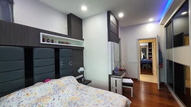 Kondominium untuk Dijual di The LIGHT COLLECTION II - EC Zheng - PropertyGuru.com.my