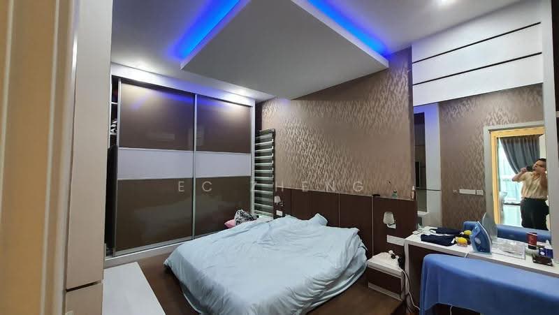 Kondominium untuk Dijual di The LIGHT COLLECTION II - EC Zheng - PropertyGuru.com.my