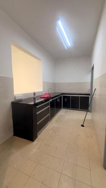 Kondominium untuk Disewa di Aman Heights Condominium - Terry Chen - Kitchen - PropertyGuru.com.my