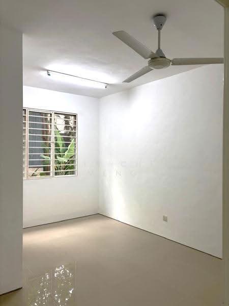 3-storey Terraced House for Sale in Taman Mesra Utama (Balakong) - Chin Chee Meng - Interior - PropertyGuru.com.my