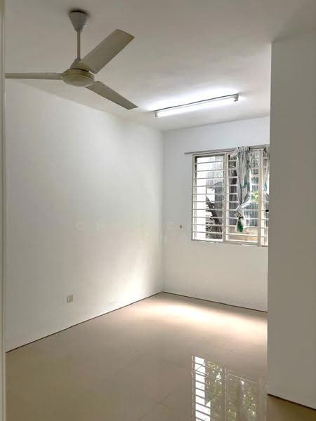 3-storey Terraced House for Sale in Taman Mesra Utama (Balakong) - Chin Chee Meng - Interior - PropertyGuru.com.my