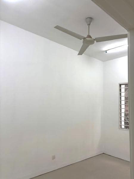 3-storey Terraced House for Sale in Taman Mesra Utama (Balakong) - Chin Chee Meng - Interior - PropertyGuru.com.my