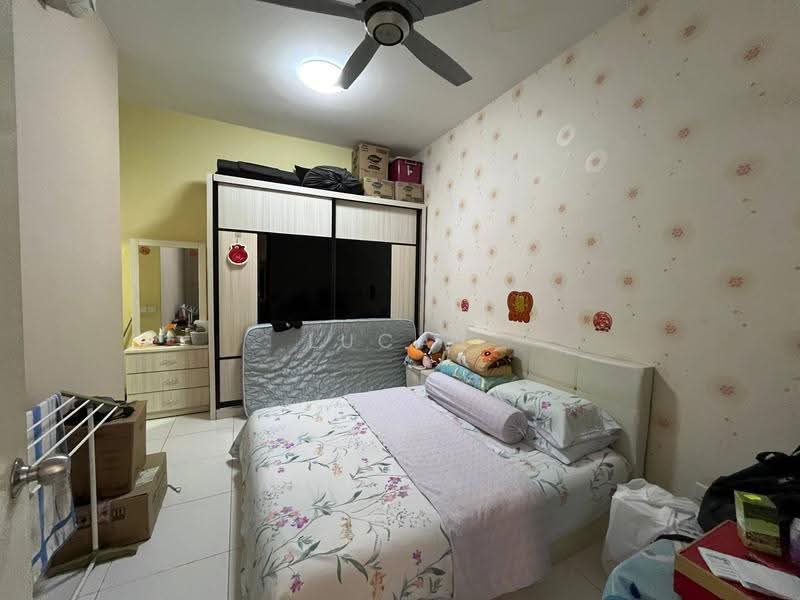 Rumah Kluster untuk Dijual di Setia Tropika (Johor Bahru) - Lucas Wong - Bedroom - PropertyGuru.com.my